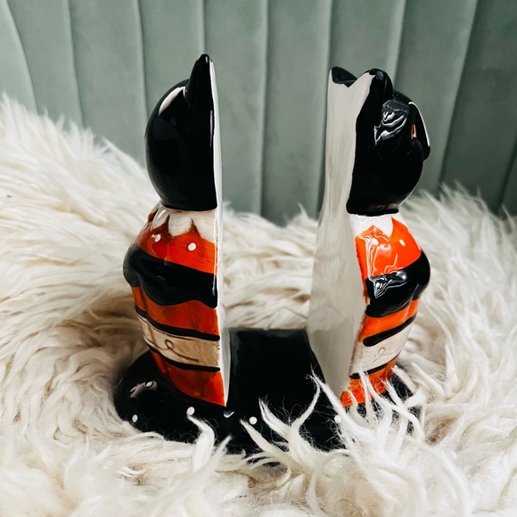 SOLD Johanna Parker halloween cat napkin Holder - Picture 3 of 4